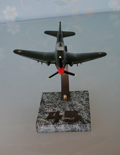 Iljoesjin Il-10 NAVO Code name ; Beast