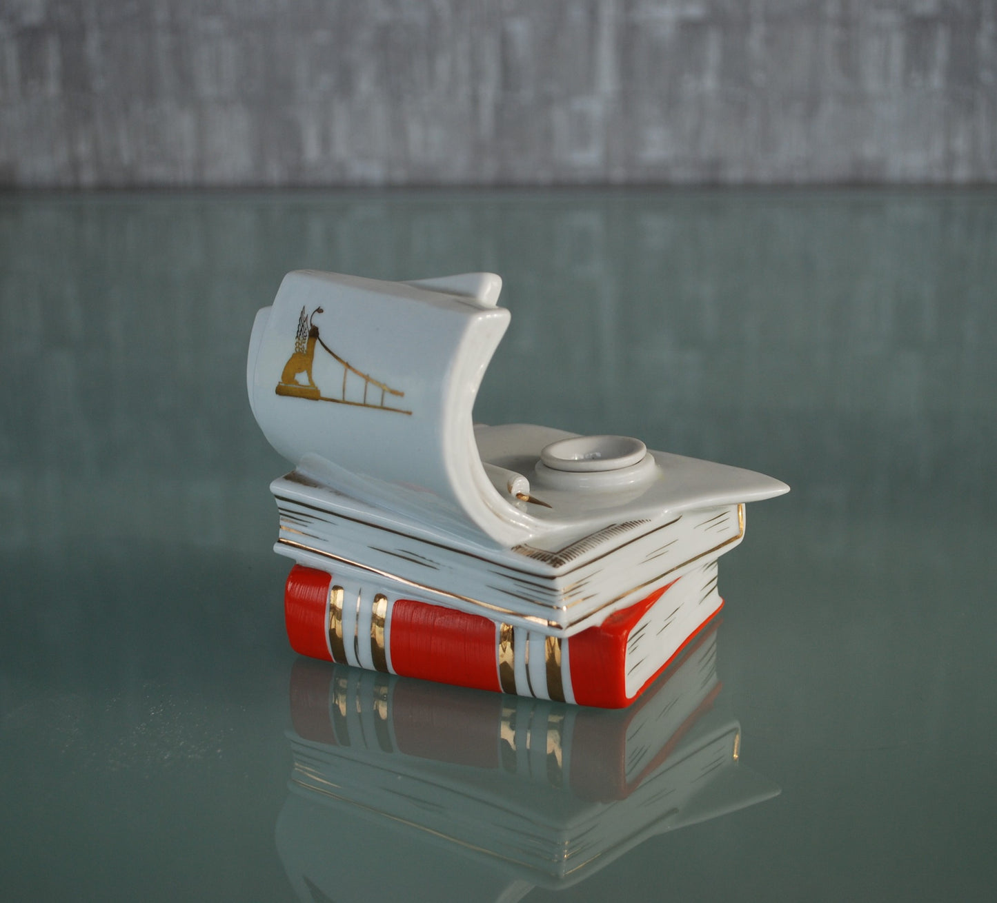 Preorder Inktpot boeken Leningrad van Lomonosov porselein fabriek