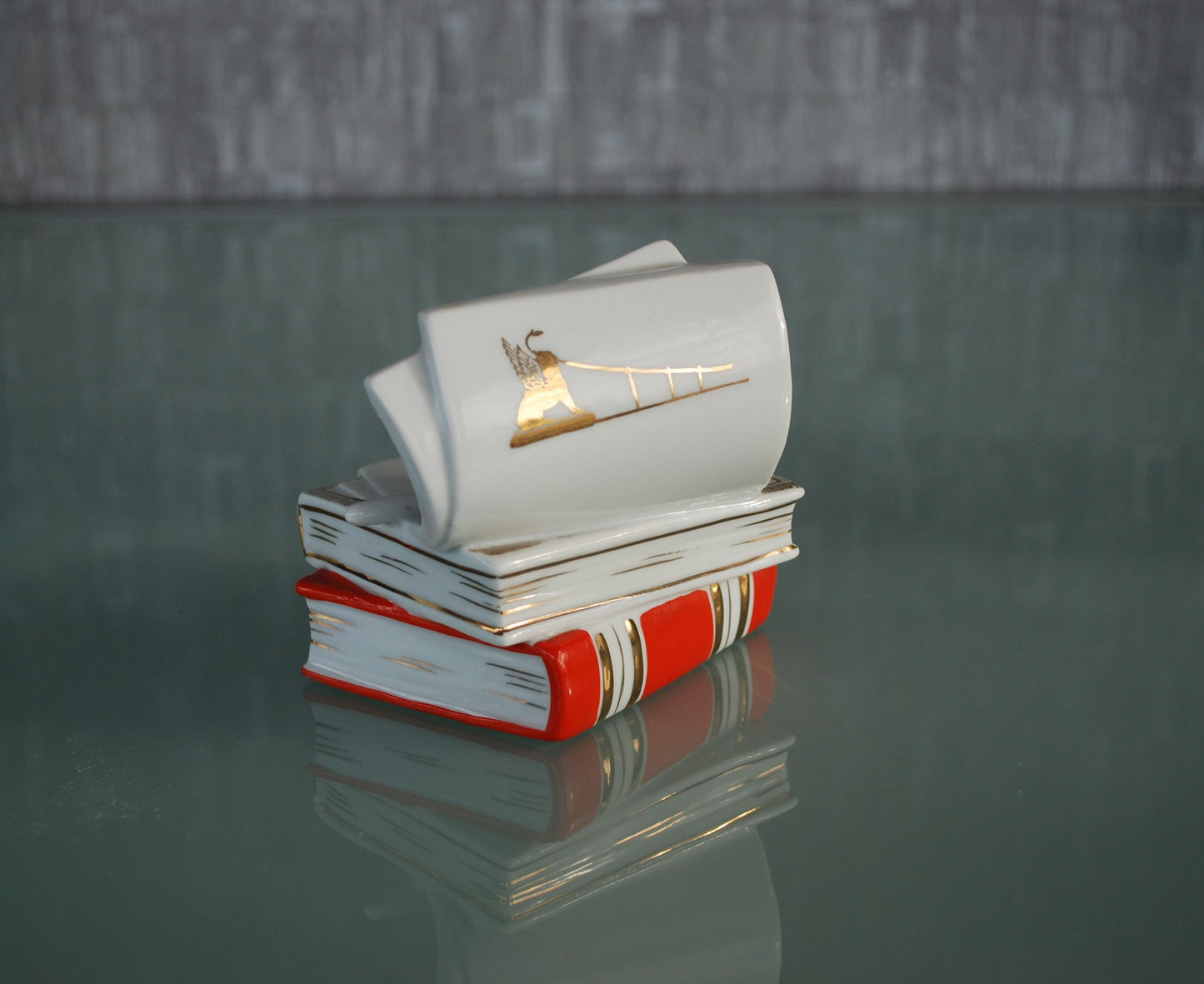 Preorder Inktpot boeken Leningrad van Lomonosov porselein fabriek