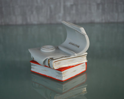 Preorder Inktpot boeken Leningrad van Lomonosov porselein fabriek