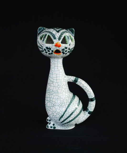 Livia Gorka - Zittend Kat