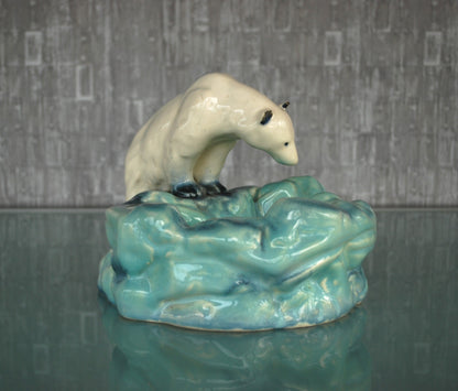 Pre order Art Deco Ditmar Urbach ijsbeerschaal, Tsjechoslowaaks keramisch beeld uit de jaren 30