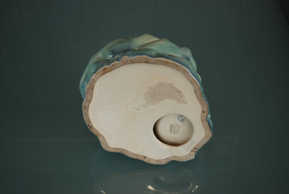 Pre order Art Deco Ditmar Urbach ijsbeerschaal, Tsjechoslowaaks keramisch beeld uit de jaren 30