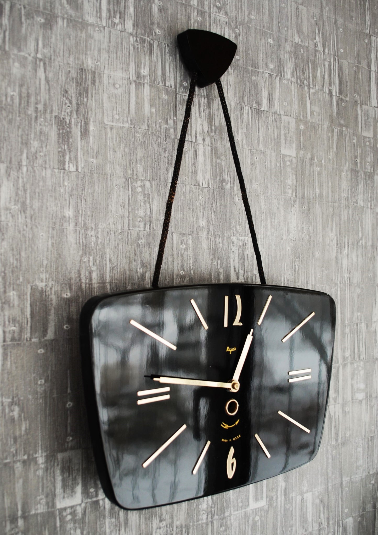 Preorder Houten wandklok "Маяк" uit de jaren 70 Sovjet vintage mechanische klok Mayak