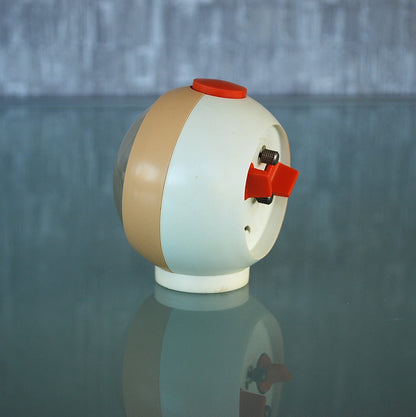 Preorder Klok Space age made in GDR  DDR Oost Duitsland