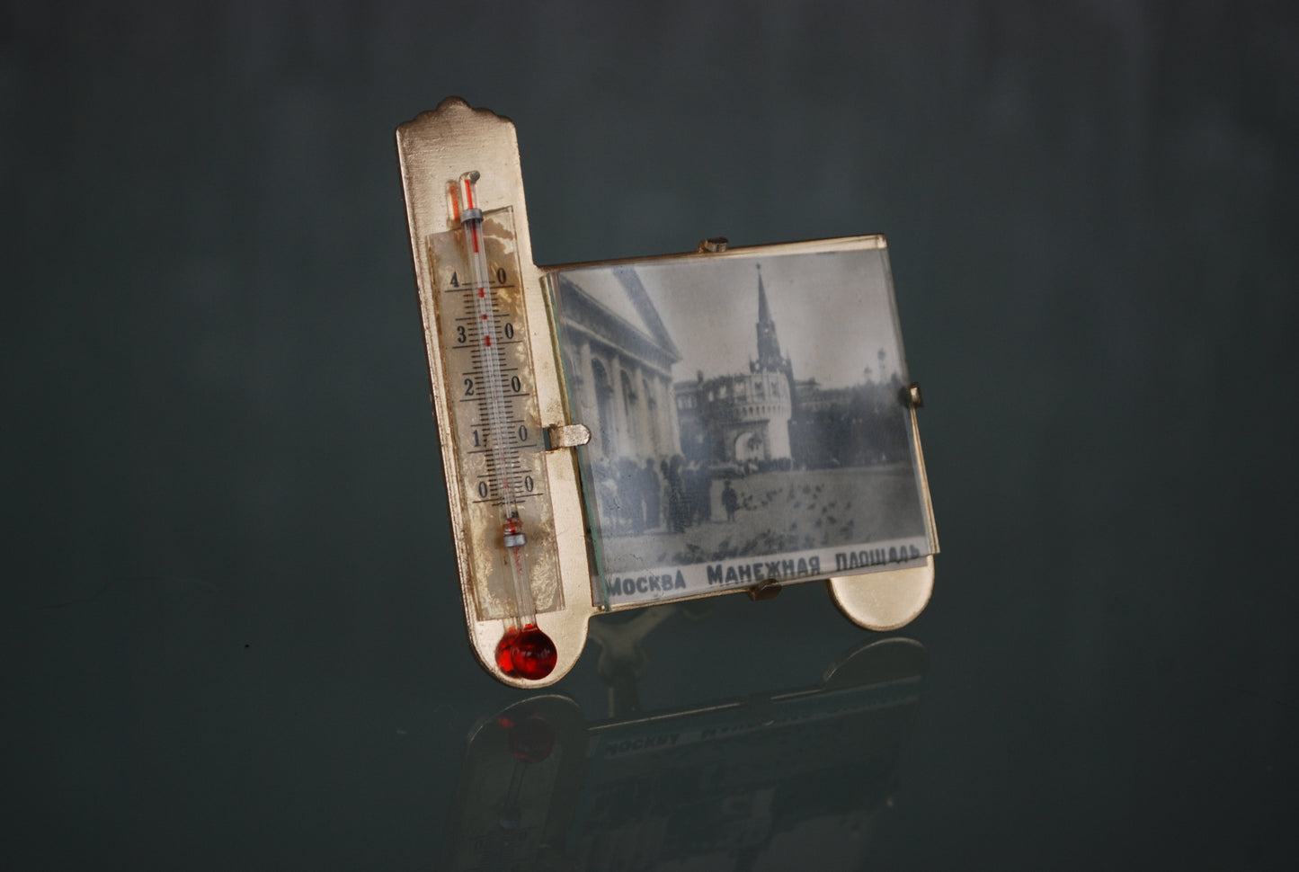 Preorder Kremlin thermometer klein goudkleur aluminium