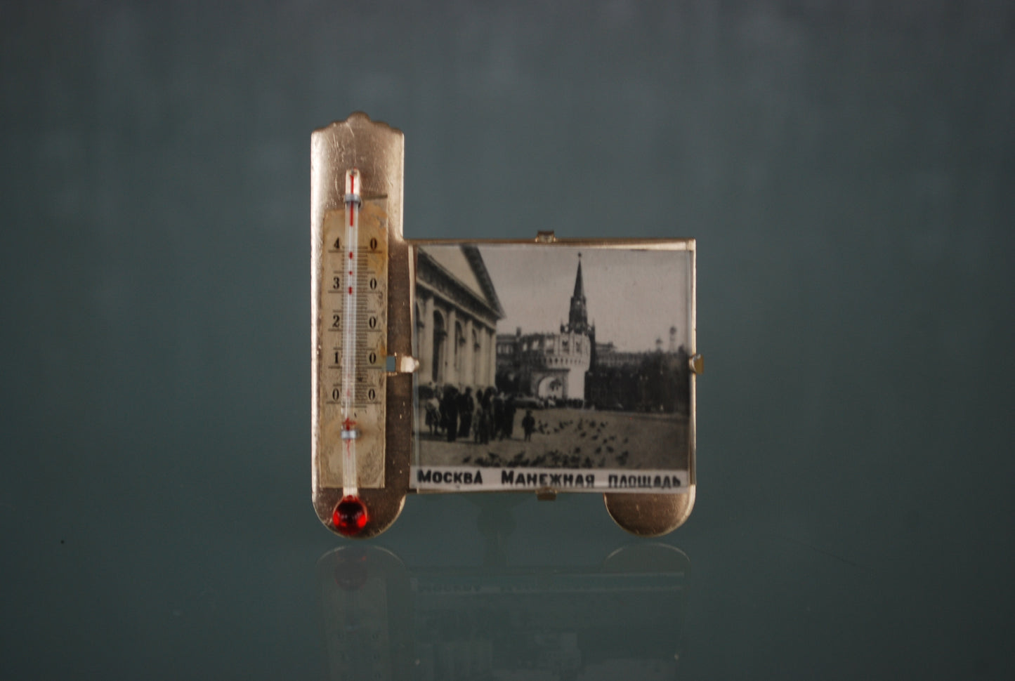 Preorder Kremlin thermometer klein goudkleur aluminium