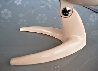 Feel Good Lamp! 1960s/70s White Bakelite