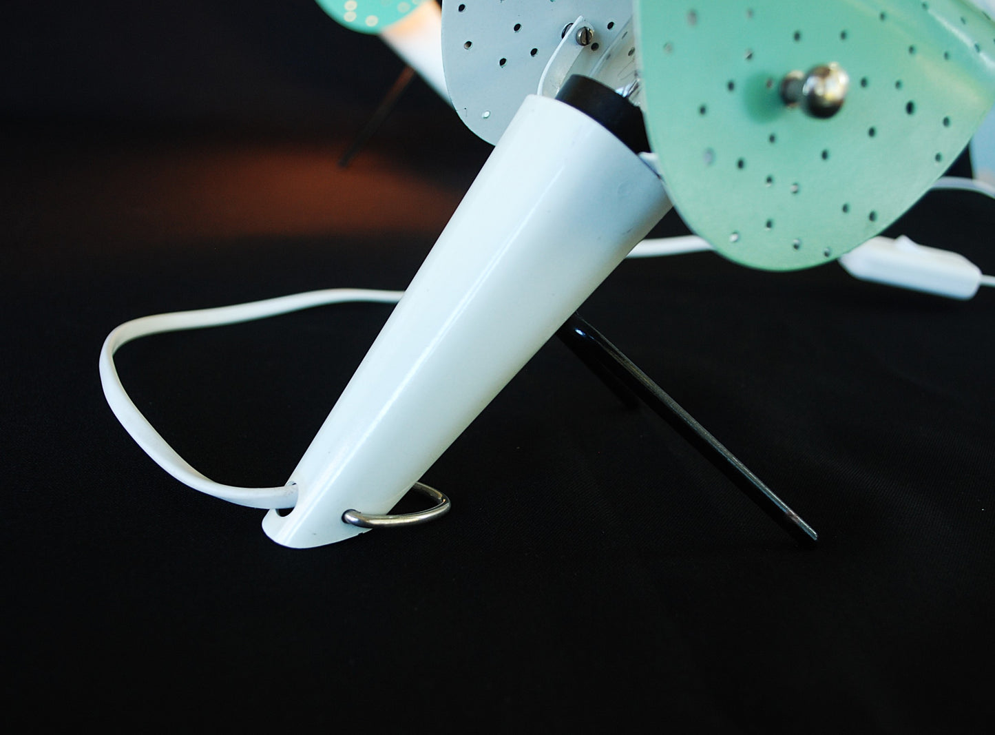 2 stuks Bureau / Wandlamp van Ernest Igl  " The Little Dog "