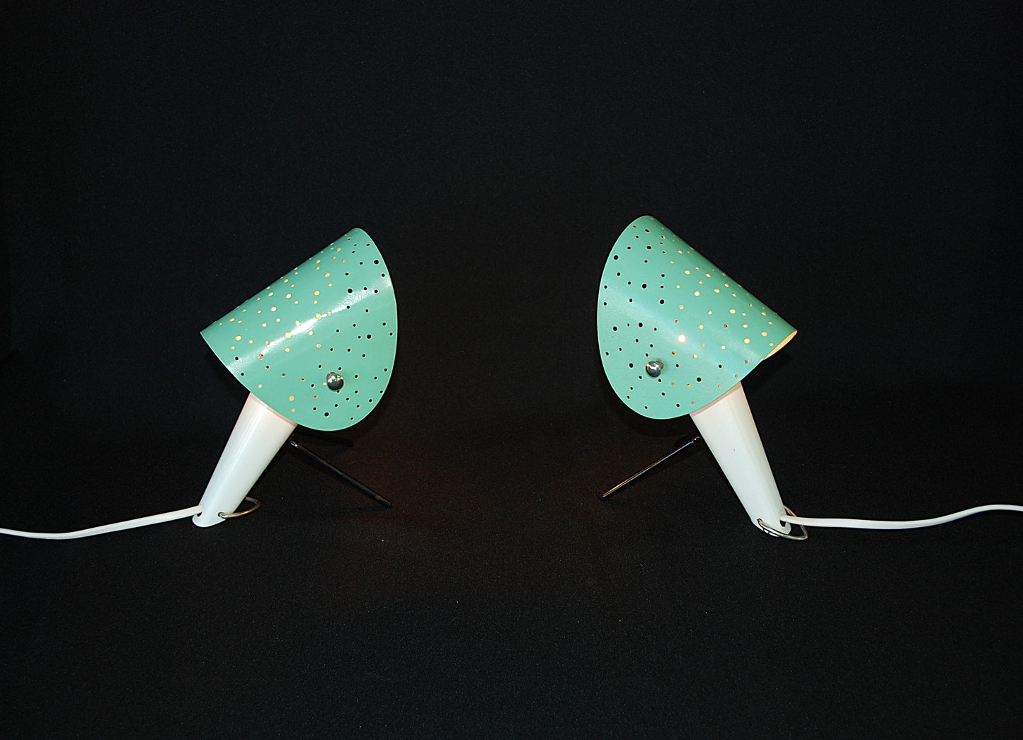 2 stuks Bureau / Wandlamp van Ernest Igl  " The Little Dog "