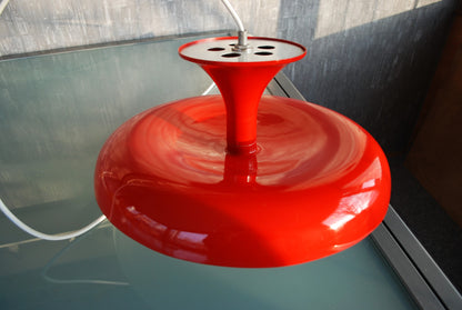 UFO Metalen plafondlamp Ontwerper Tibor Nádai.