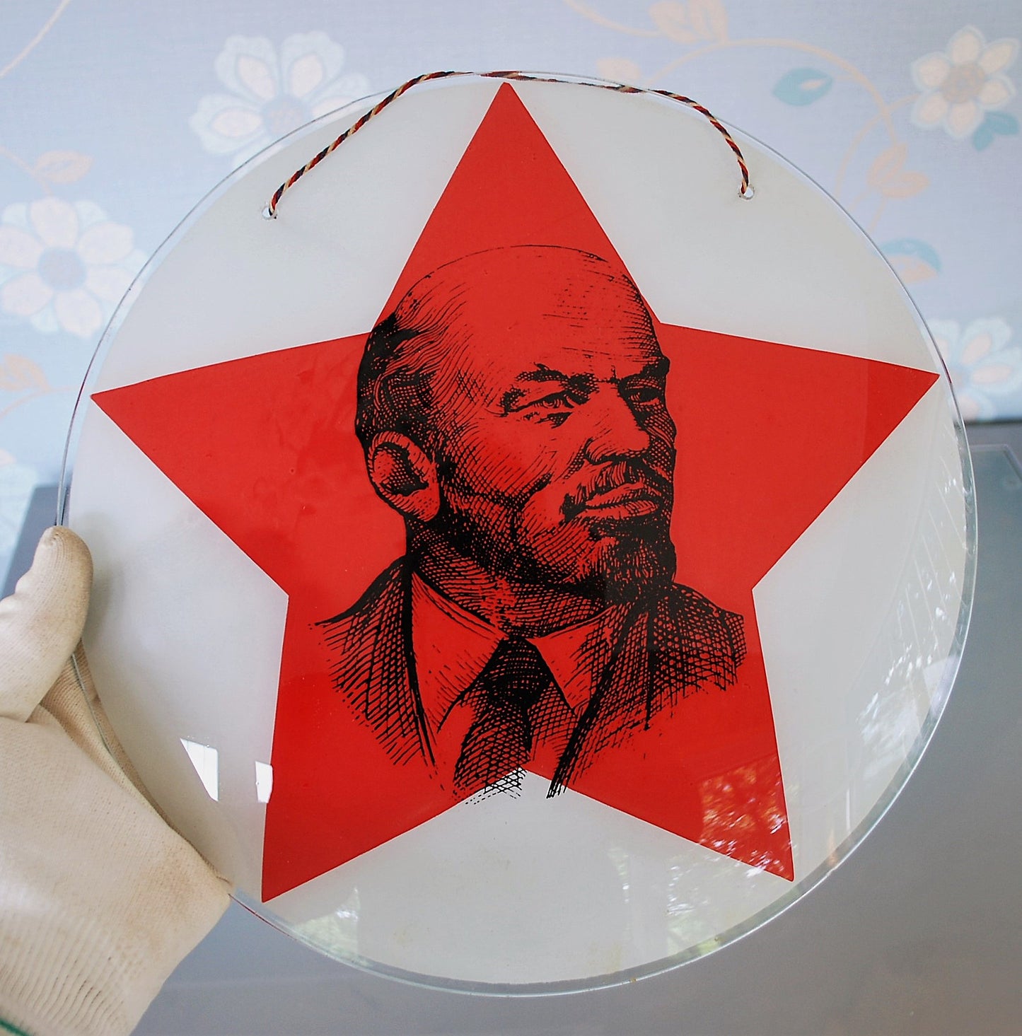 Glazen wandbord Lenin in Rode Ster