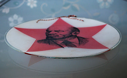 Glazen wandbord Lenin in Rode Ster