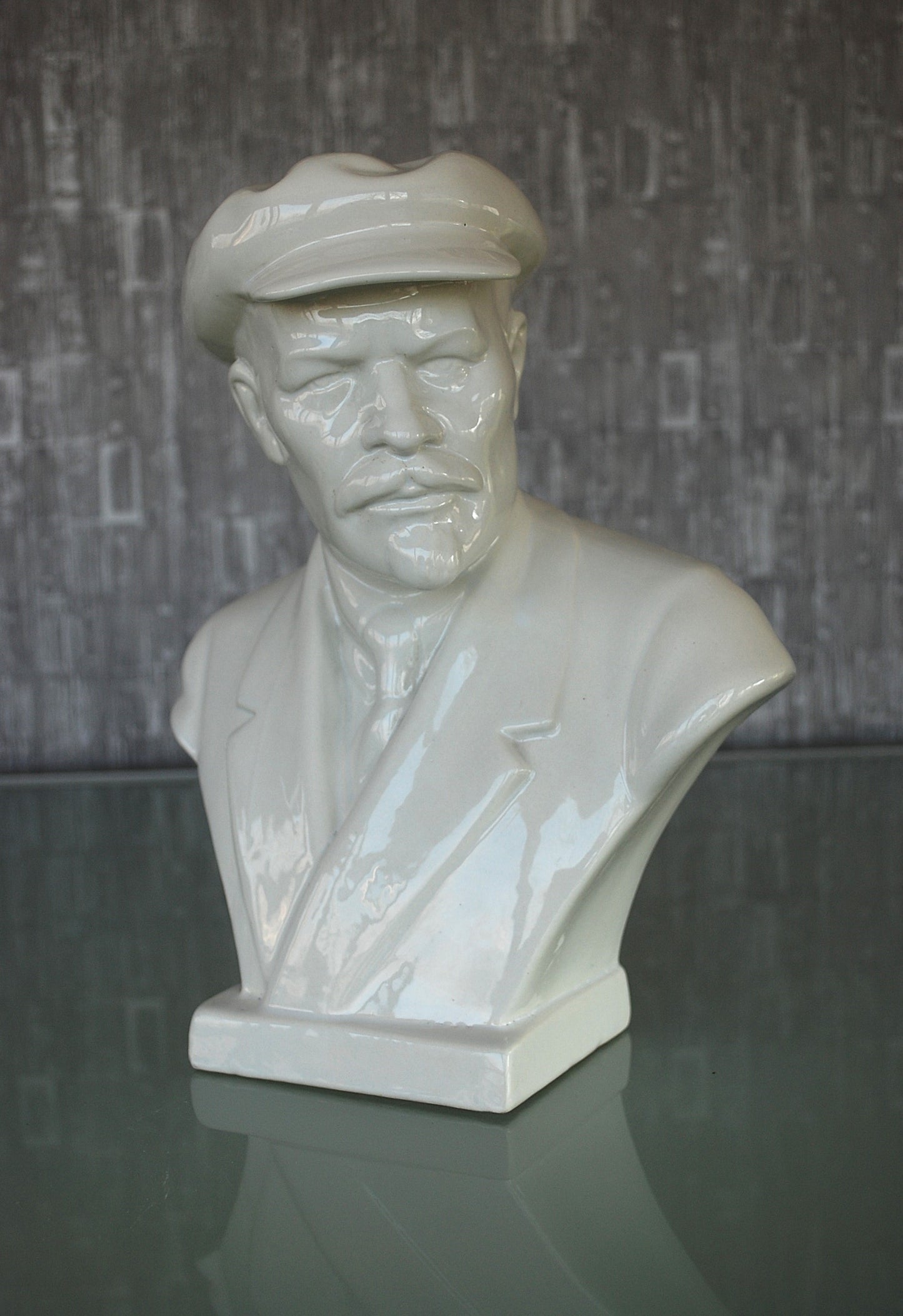 Lenin porselein Buste Herend  Zeer Groot