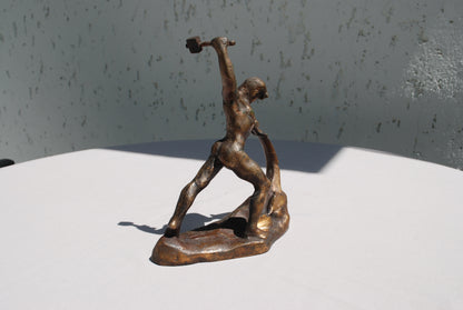 Let Us Beat Swords into Ploughshares by Evgeny Vuchetich