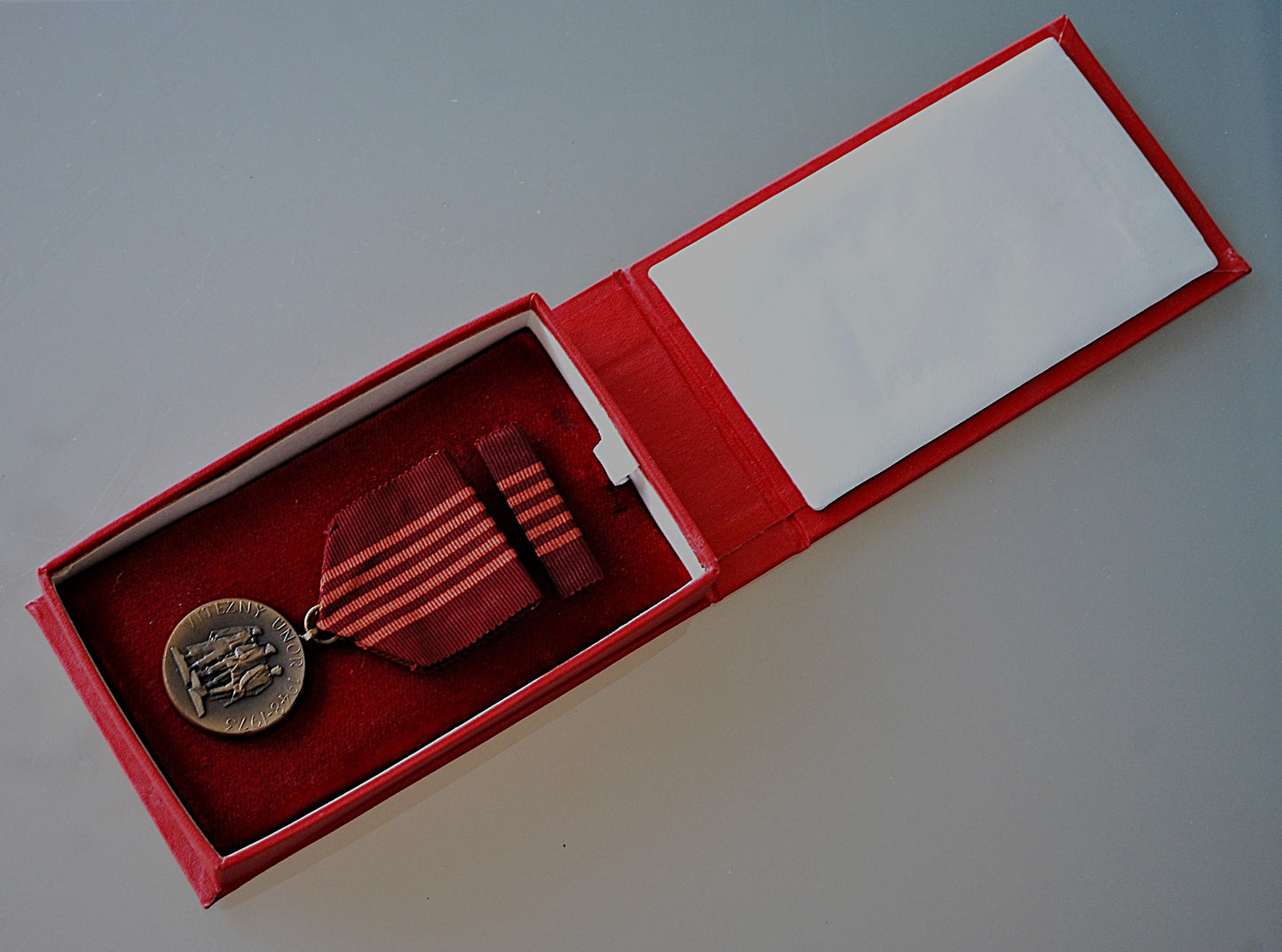 Overwinning medaille februari 1948 – 1973 Tsjechisch