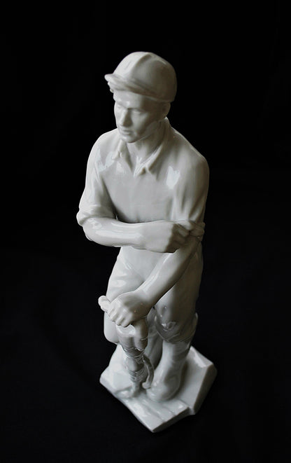 Herend Mijnwerker met Drilboor Door Beeldhouwer  Jenő Hanzély