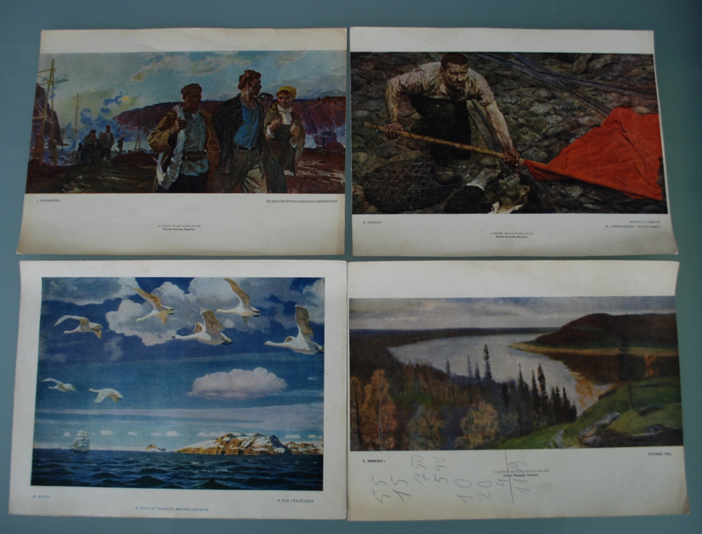 Pre order Mini poster Sociaal realisme 31 stuks  Drukkerij Pravda Moskou