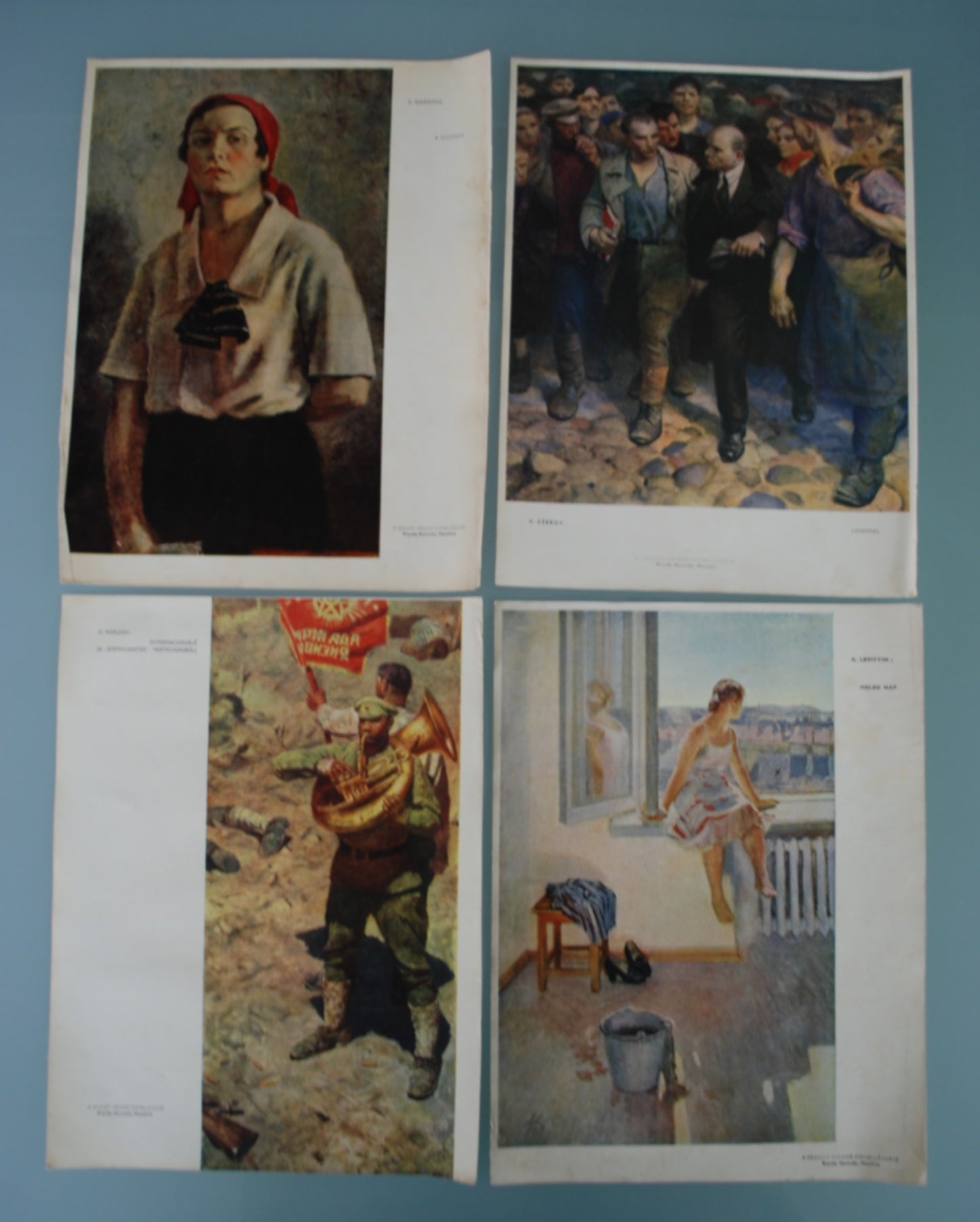 Pre order Mini poster Sociaal realisme 31 stuks  Drukkerij Pravda Moskou