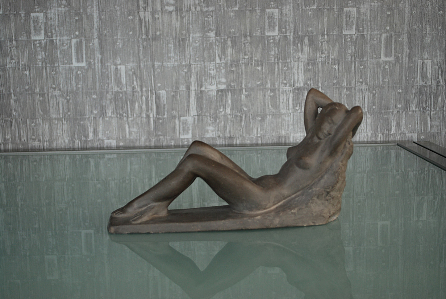 Preorder Nándor Berky (1911-1981) vrouwelijk naakt, gesigneerde keramische sculptuur