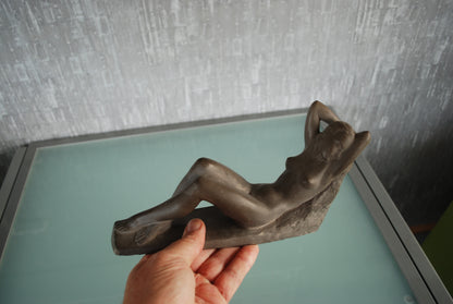 Preorder Nándor Berky (1911-1981) vrouwelijk naakt, gesigneerde keramische sculptuur