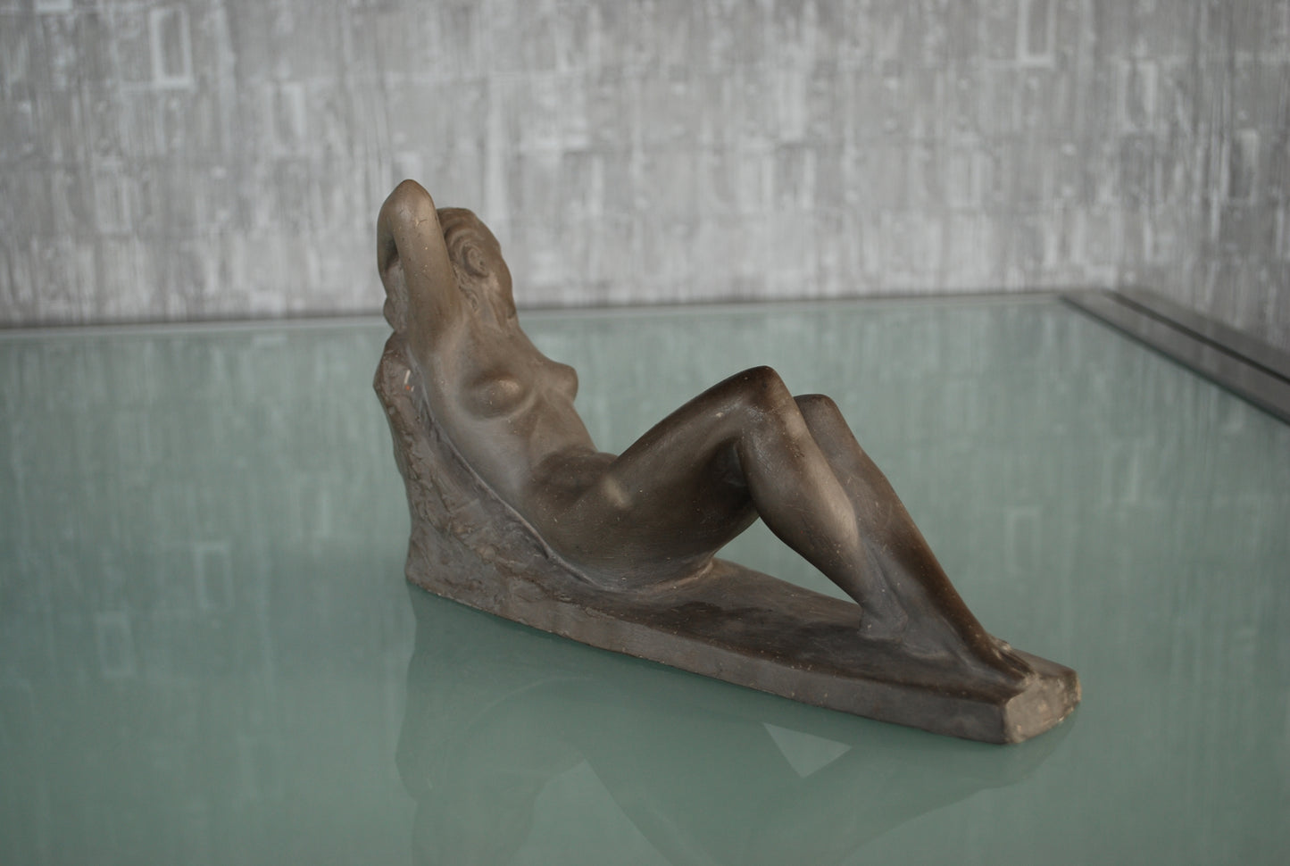 Preorder Nándor Berky (1911-1981) vrouwelijk naakt, gesigneerde keramische sculptuur