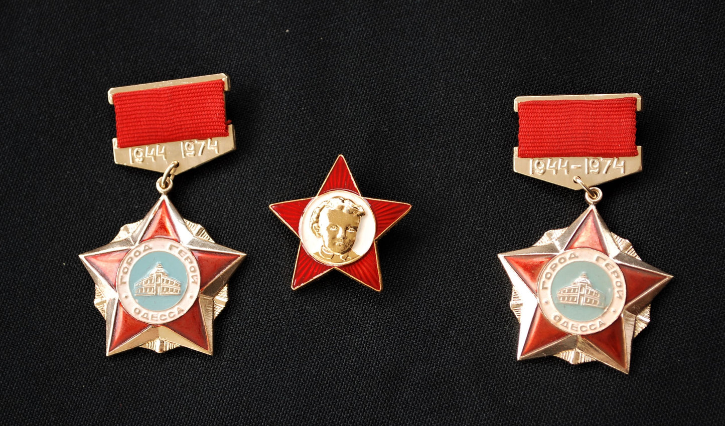 Medaille 1944 - 1974 Odessa stad van de Helden + Lenin als kind