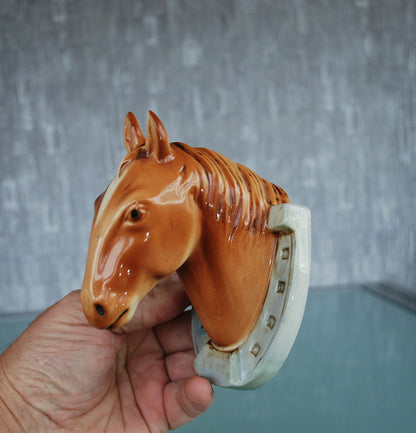 Preorder Paardenhoofd in hoefijzer Royal Dux Porselein