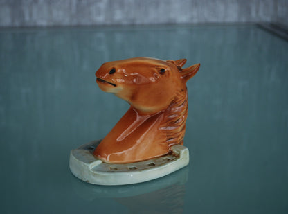 Preorder Paardenhoofd in hoefijzer Royal Dux Porselein