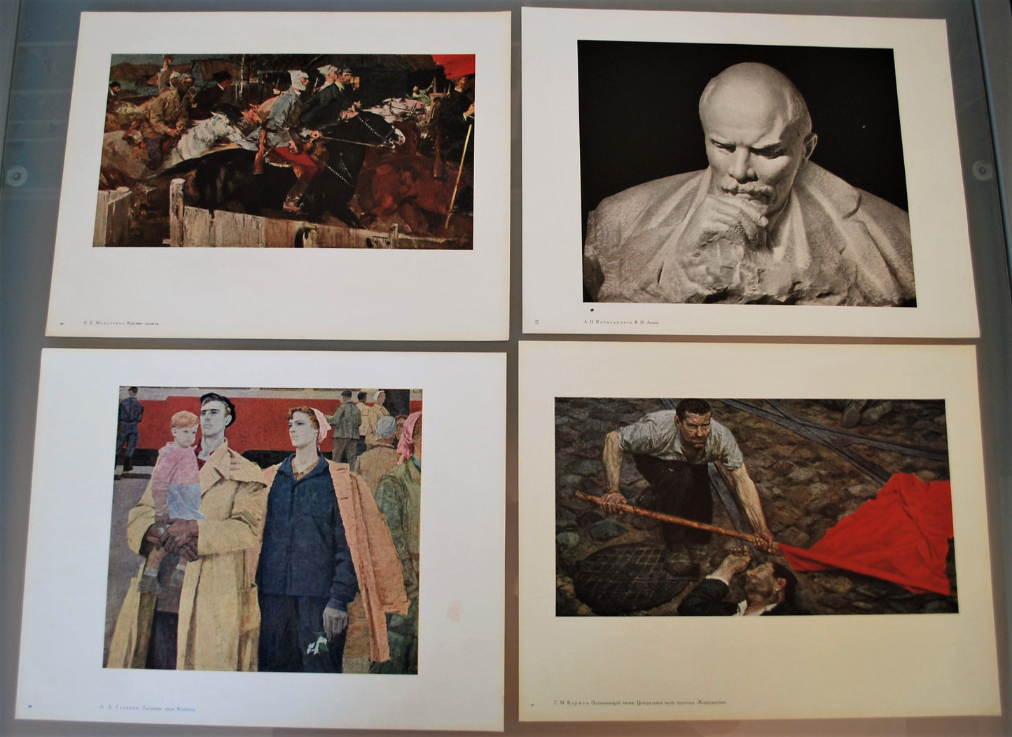 Kunstwerken Sovjet Unie 1961. 60 reproducties Alle Unies Artistiek Tentoonstelling.