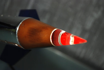 Raket lamp, Zilver met 6 blauw, paars vleugels en eboniet neuskoon