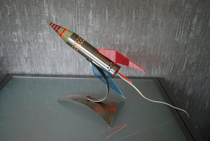 Raket lamp, Rood Geel Blauw van RVS 1970's Space age, hand gemaakt