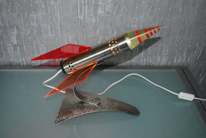 Raket lamp, Rood Geel Blauw van RVS 1970's Space age, hand gemaakt