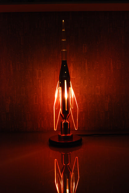 Preorder Raket lamp rechtop staand van RVS Hand gemaakt.