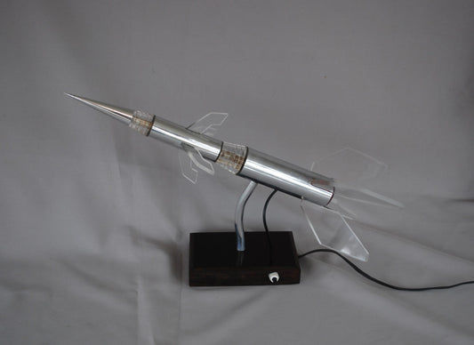 Pre order Raket lamp op eboniet sokkel Zie video!