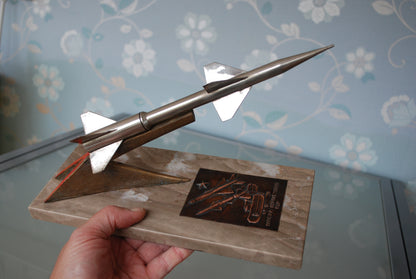 SA-2 Luchtdoelraket  SA-2 Surface-to-Air Missile  3,1 kilo