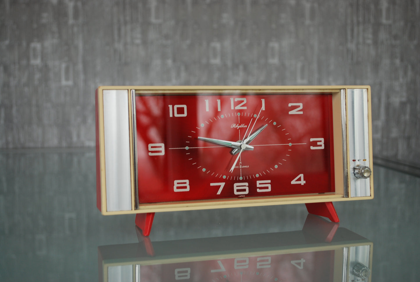 Rhythm 68015 Vintage Space Age retro Muzikale Wekker