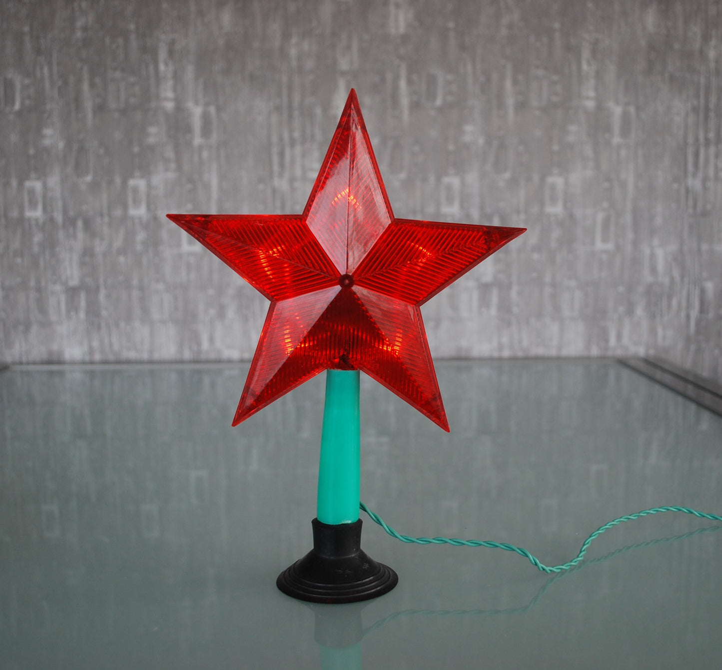 Preorder Rode ster CCCP verlicht in de originele doos