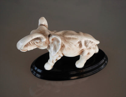 Art Deco Royal Dux Olifant 1929-1940