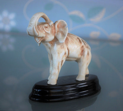 Art Deco Royal Dux Olifant 1929-1940