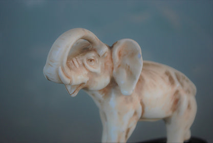 Art Deco Royal Dux Olifant 1929-1940