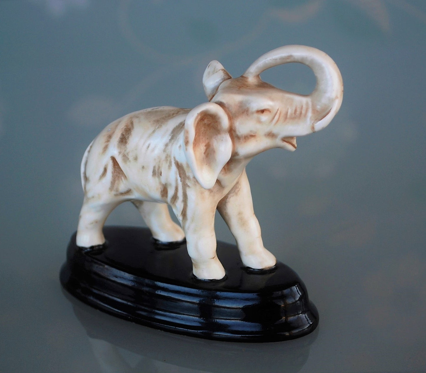 Art Deco Royal Dux Olifant 1929-1940