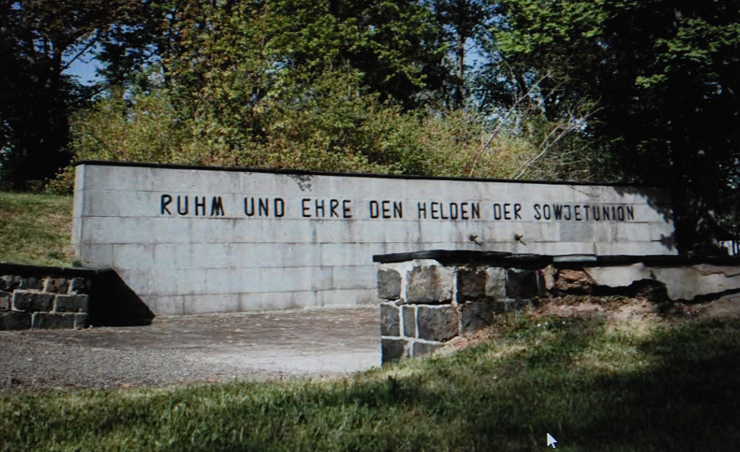 Preorder Eer en glorie aan de helden van de Sovjet-Unie. Seb, districtsbestuur Gera