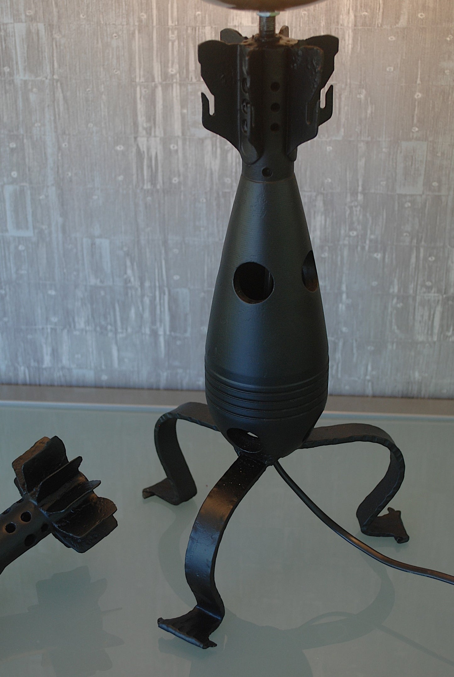 Cut-away Mortier Lamp en Bureau / Wand decoratie