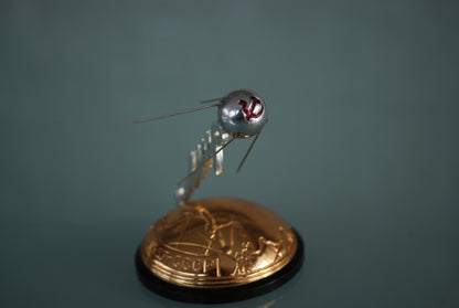 Preorder Spoetnik Eerste satellite in de ruimte schap ornament