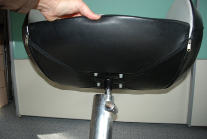 Stoel Pop art space age Poltrona Papalla ontworpen door Italiaanse ontwerper Santo Denti. *