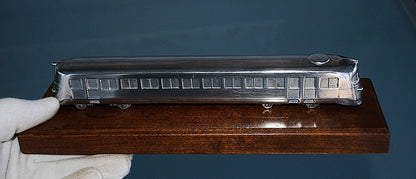 Aluminium Trein Tram Hoogglans Gepolijst