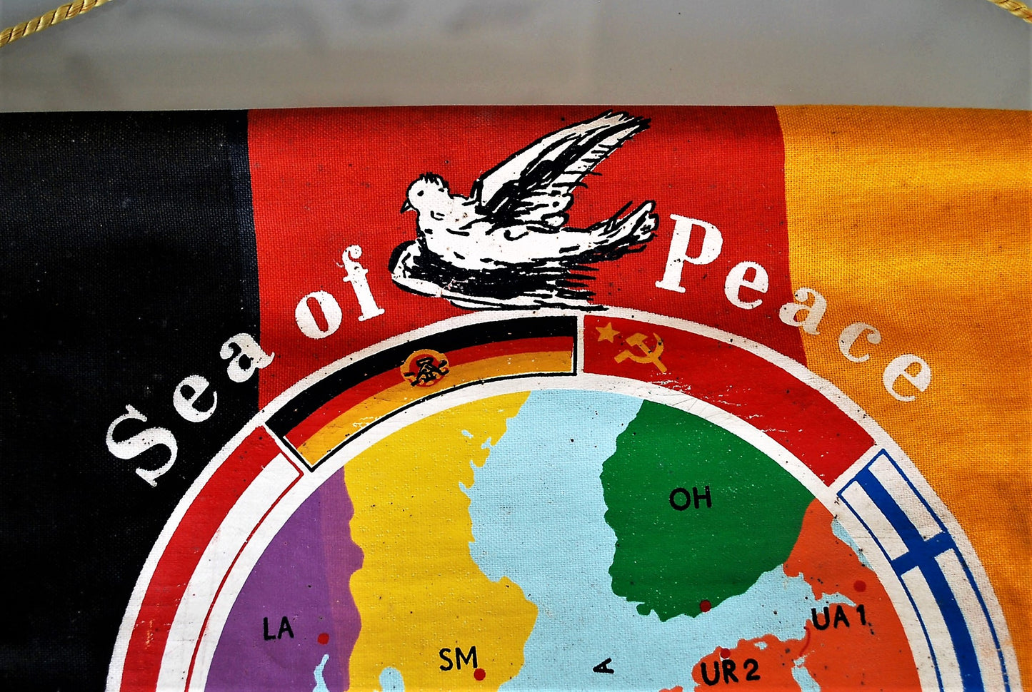 GDR Flag "Sea of ​​Peace"