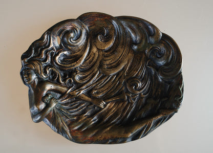 Jugendstil, Art Nouveau Naakte jonge vrouw met fakkel