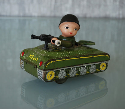 Vintage werkend tank met opwindmechanisme blikken speelgoed made in China